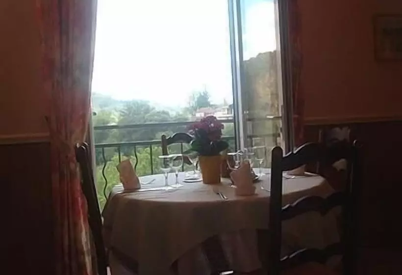 Отель Le Pont D Or