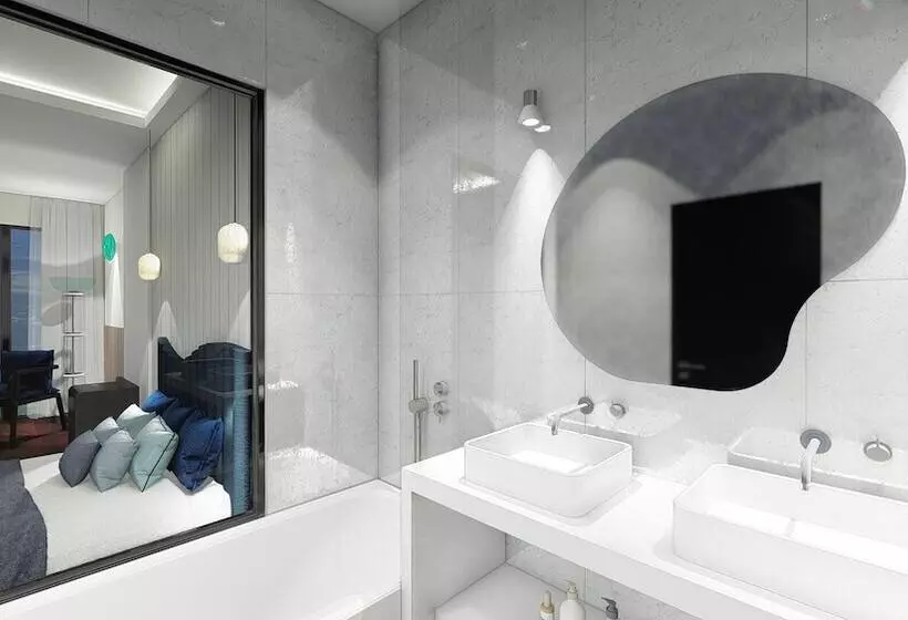 Les Vagues Hotel & Spa