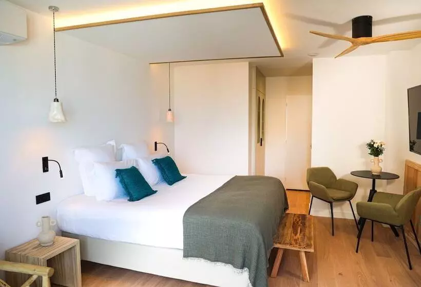 Les Vagues Hotel & Spa