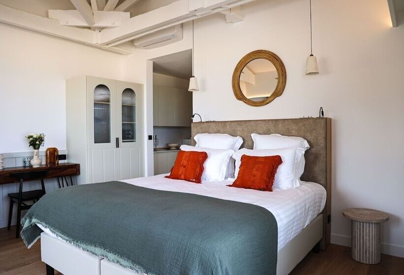 Les Vagues Hotel & Spa