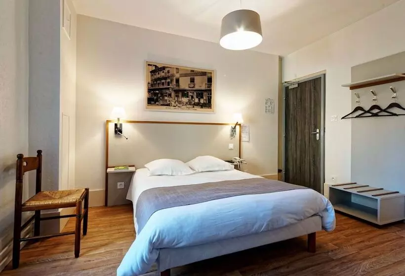 Отель Contact Hôtel Du Commerce Et Son Restaurant Côte à Côte