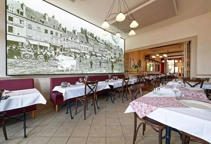 Отель Contact Hôtel Du Commerce Et Son Restaurant Côte à Côte