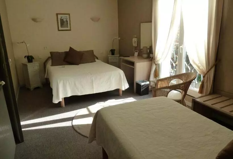 ホテル Restaurant Le Commerce