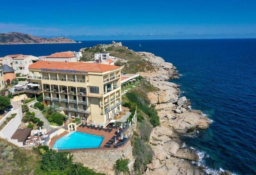 هتل Saint Christophe