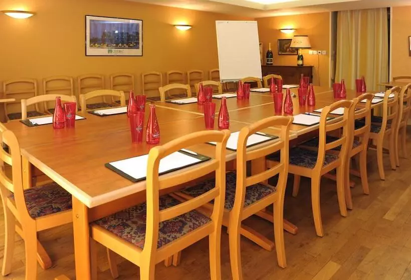 酒店 The Originals City, Hôtel De France, Bessinessurgartempe