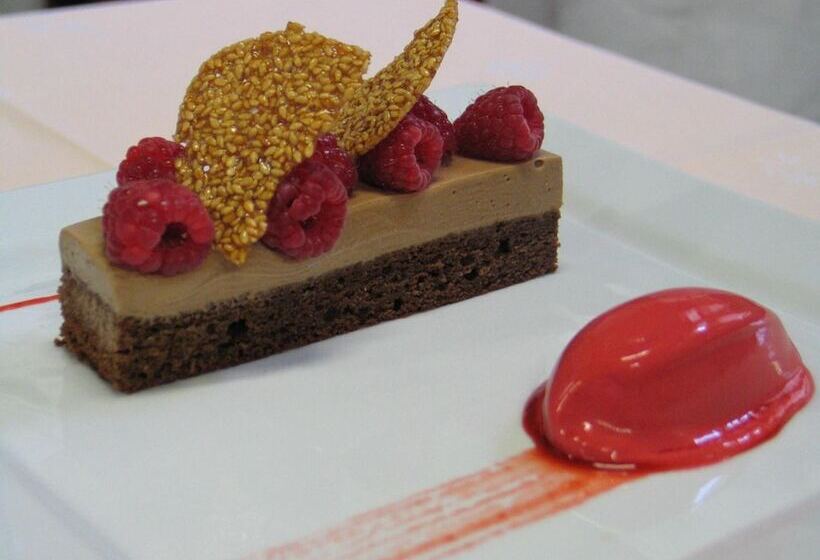 酒店 The Originals City, Hôtel De France, Bessinessurgartempe