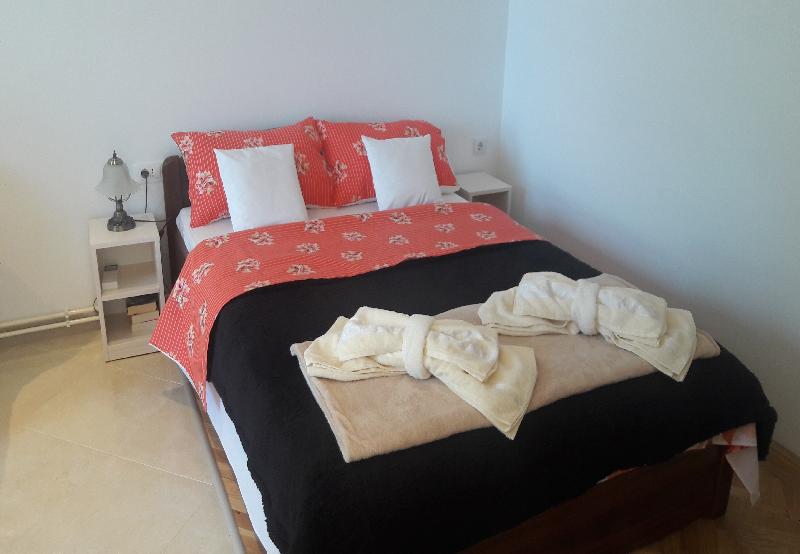 فندق Apartments Elena