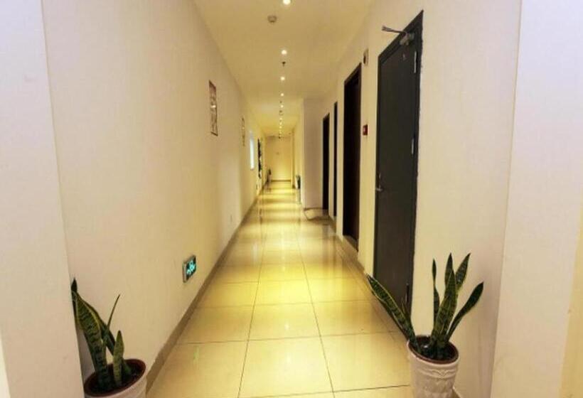 Hotel Greentree Inn Nanjing Railway Station Bus Station Business