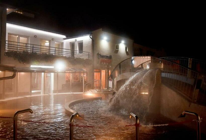 فندق Thermál Panzió