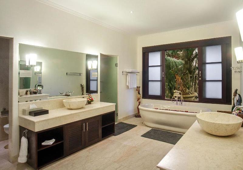 ホテル Villa Avalon