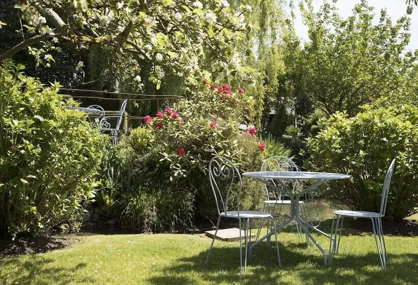 Отель Auberge De La Source   Hôtel De Charme, Collection Saint Siméon