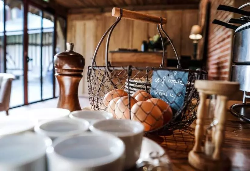 Отель Auberge De La Source   Hôtel De Charme, Collection Saint Siméon