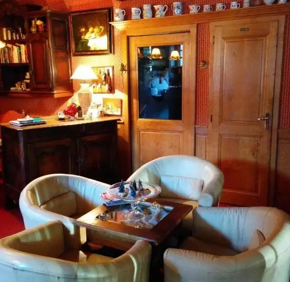 Hotelli Auberge Le Pot D Etain