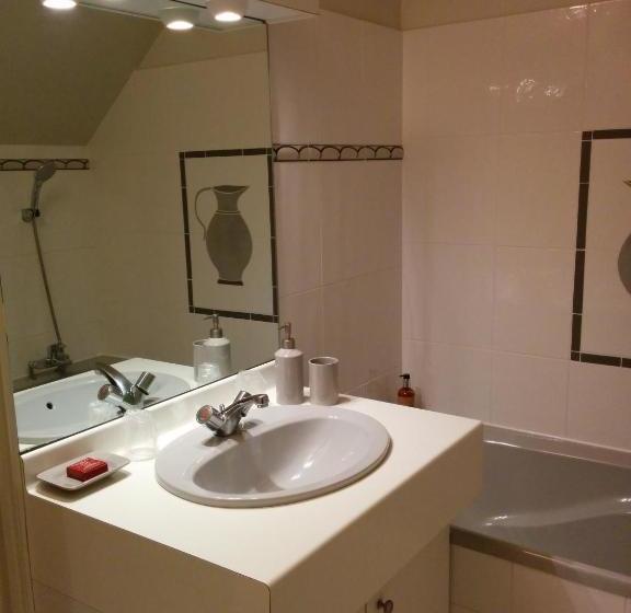 ホテル Auberge Le Pot D Etain