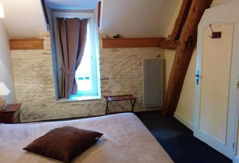 Hotelli Auberge Le Pot D Etain