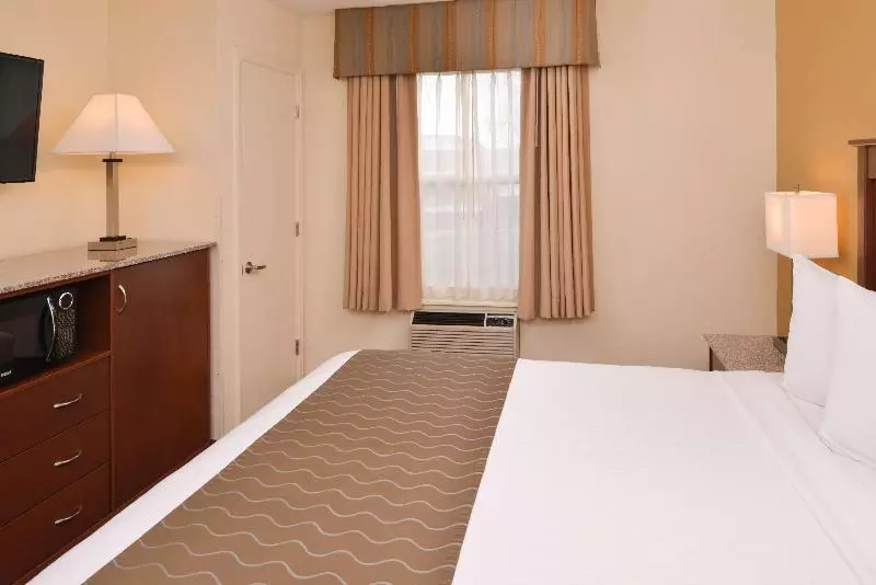 בית מלון כפרי Best Western Executive Inn & Suites