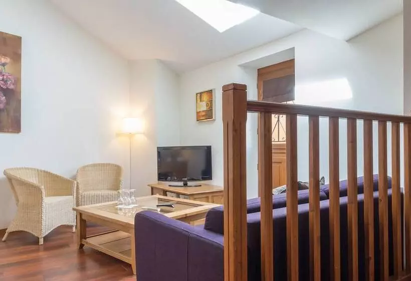 فندق Chez La Rose