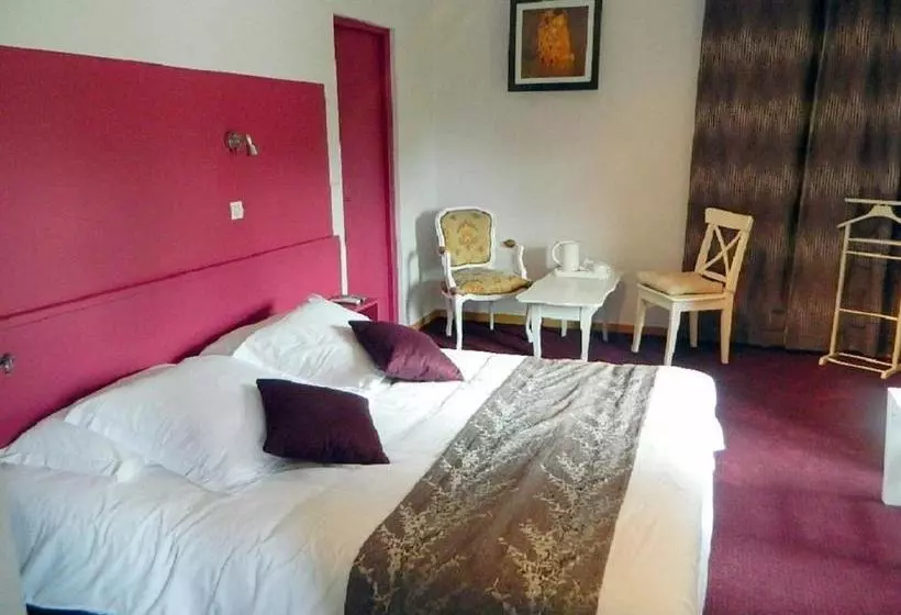 فندق Logis Hôtel & Spa Le Saint Antoine