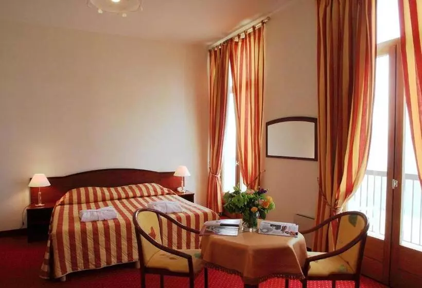 ホテル Hôtel Des Princes