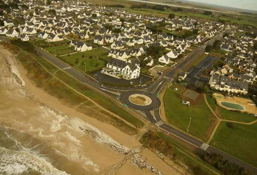 ホテル Hôtel L Albatros