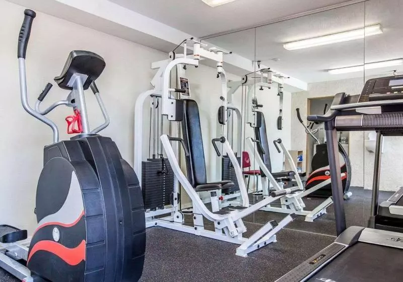 هتل Hyland Inn Near Pasadena Civic Center