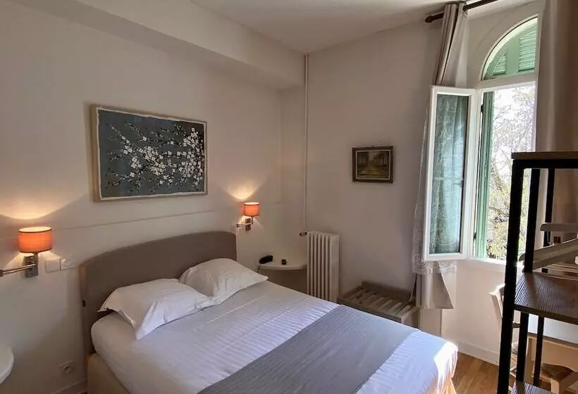 ホテル La Bellaudiere