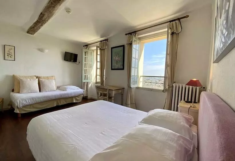 ホテル La Bellaudiere