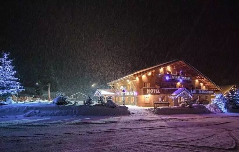 호텔 La Perdrix Blanche