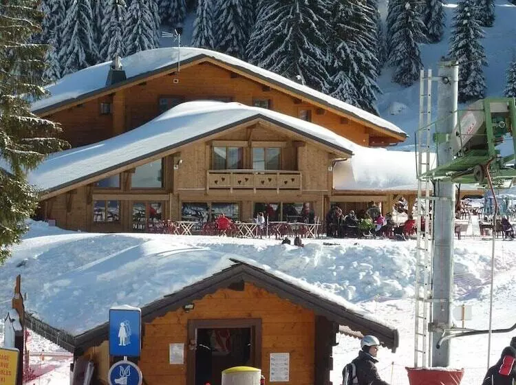 호텔 La Perdrix Blanche