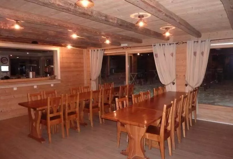 호텔 La Perdrix Blanche