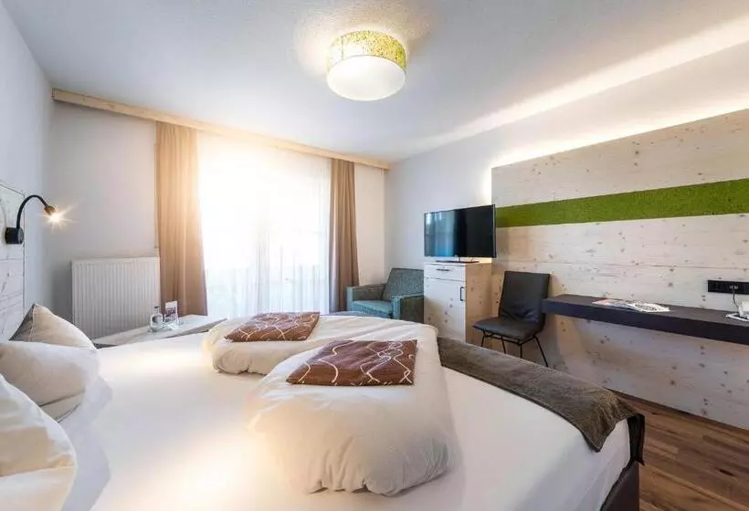 Отель Landrefugium Obermüller Spa & Naturresort 4,5 Sterne