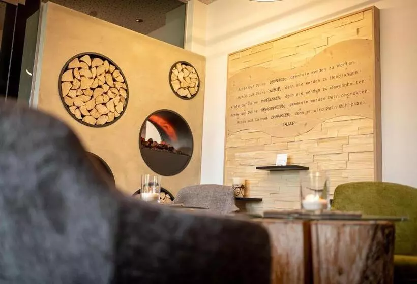 Отель Landrefugium Obermüller Spa & Naturresort 4,5 Sterne