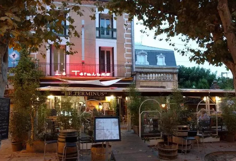 Отель Hôtel Le Terminus