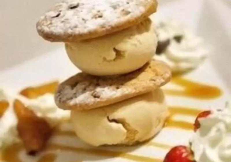 ホテル Logis Auberge Du Colombier