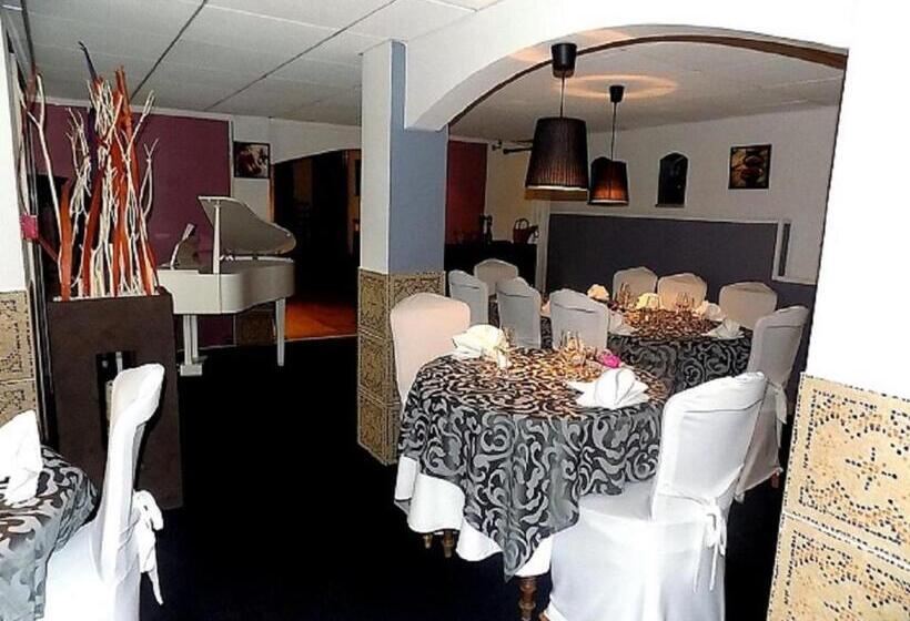 בית מלון כפרי Logis Hôtel & Spa Le Saint Antoine