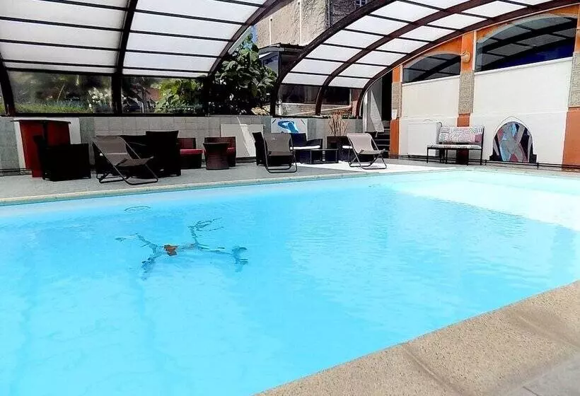 فندق Logis Hôtel & Spa Le Saint Antoine