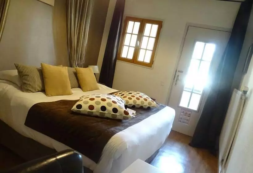 Отель Logis L Auberge Du President