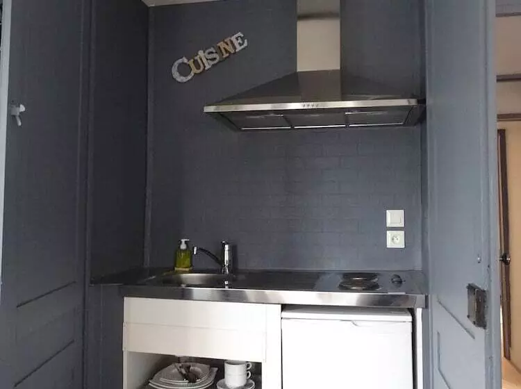 Отель Logis L Auberge Du President