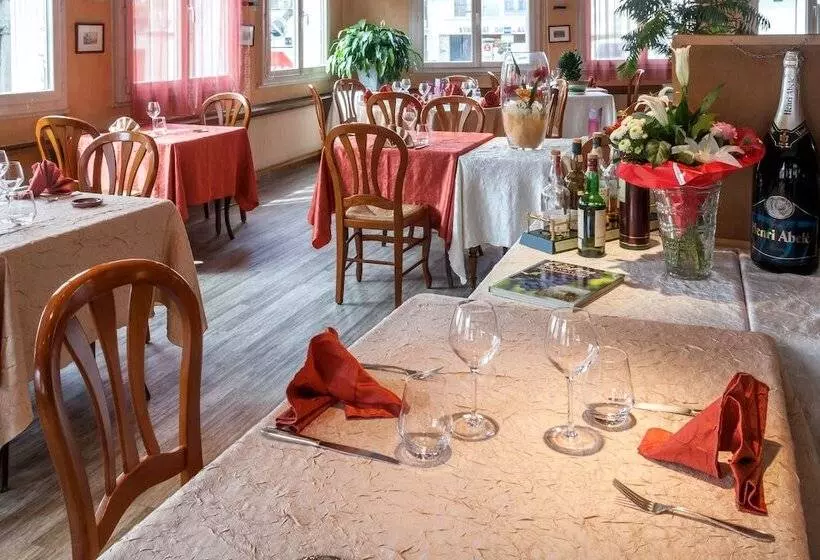 בית מלון כפרי Logis Hôtel Les Voyageurs