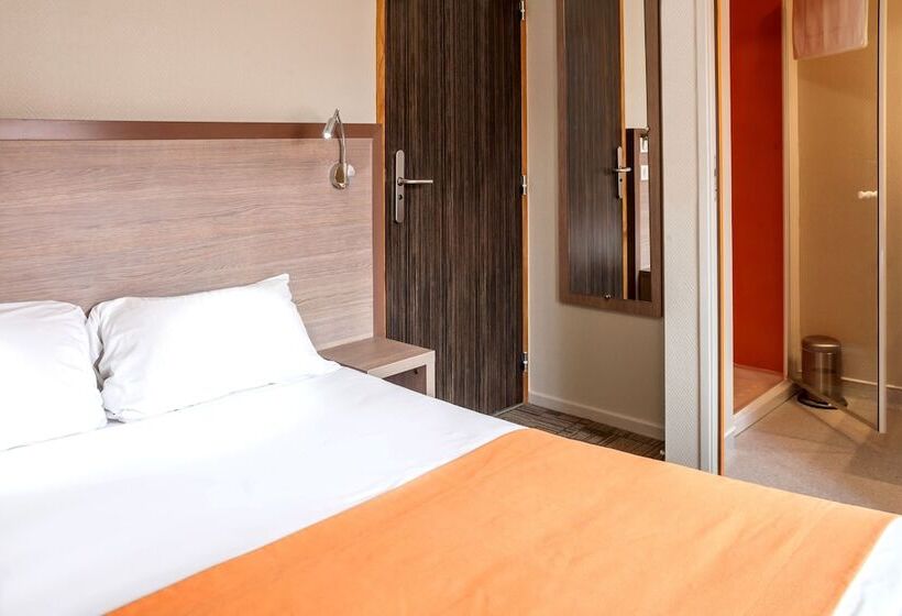 Отель Logis Hôtel Les Voyageurs