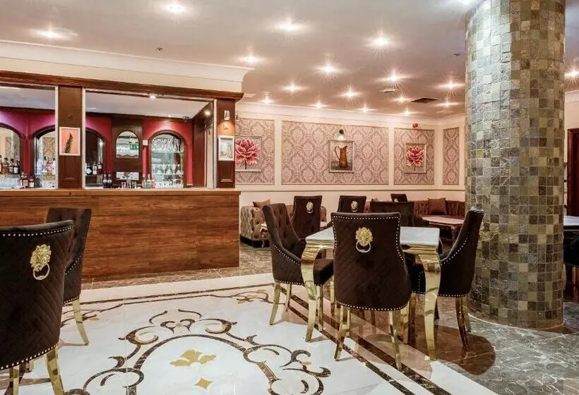 Отель Muthu Glasgow River