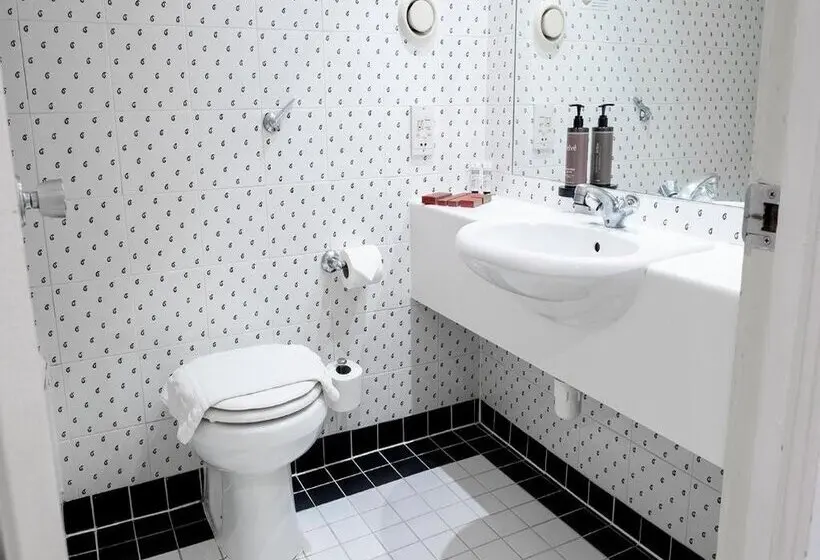 Отель Muthu Glasgow River