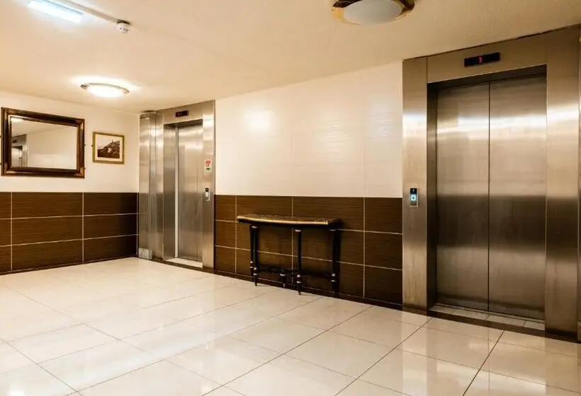 Отель Muthu Glasgow River