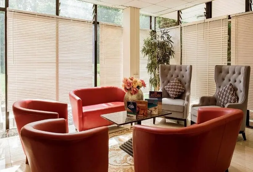 Отель Muthu Glasgow River