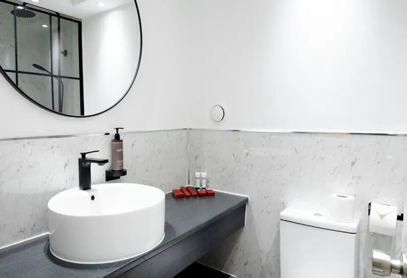 Отель Muthu Glasgow River