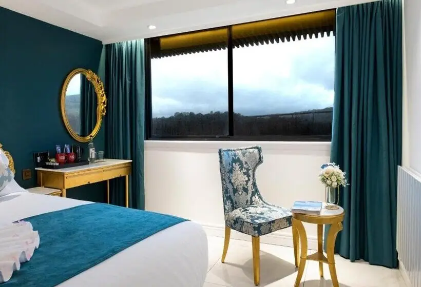 Отель Muthu Glasgow River