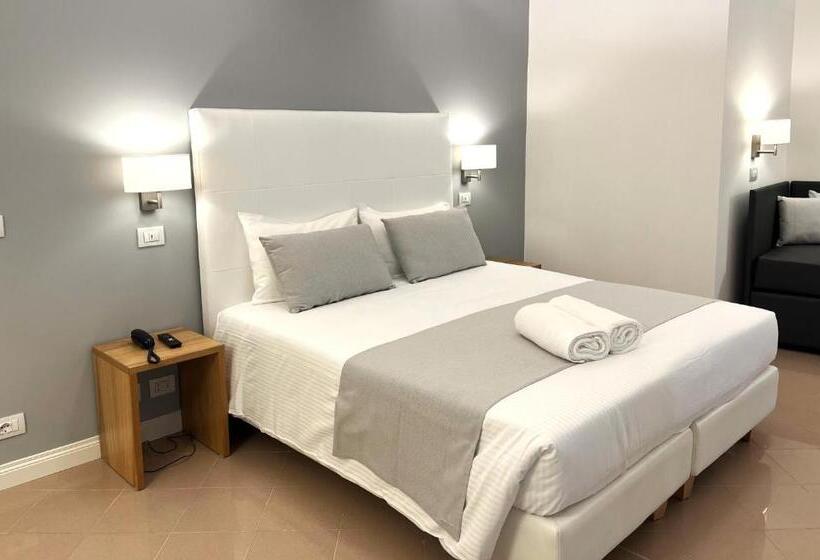 Отель Nazionale