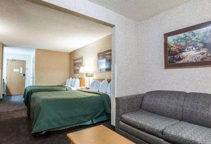 Отель Quality Suites San Diego Otay Mesa