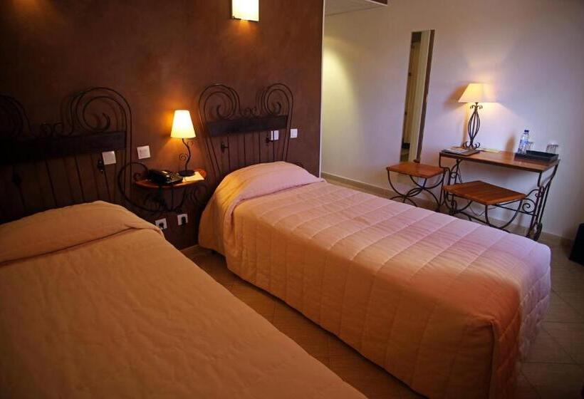 酒店 Restaurant Le Gardon   Pont Du Gard