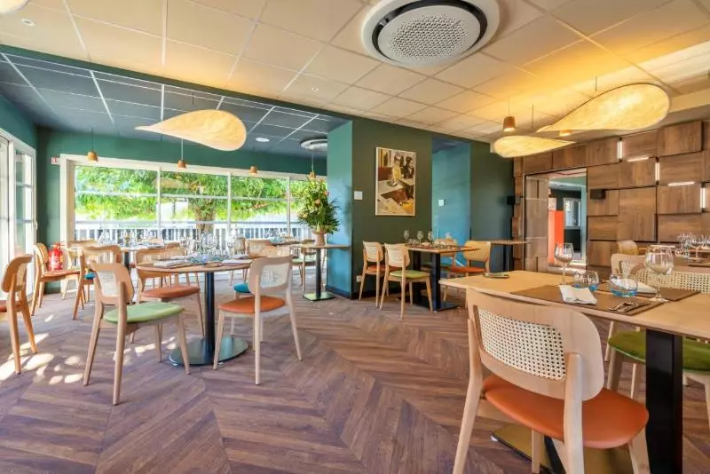 בית מלון כפרי Restaurant Le Relais Des Gourmands